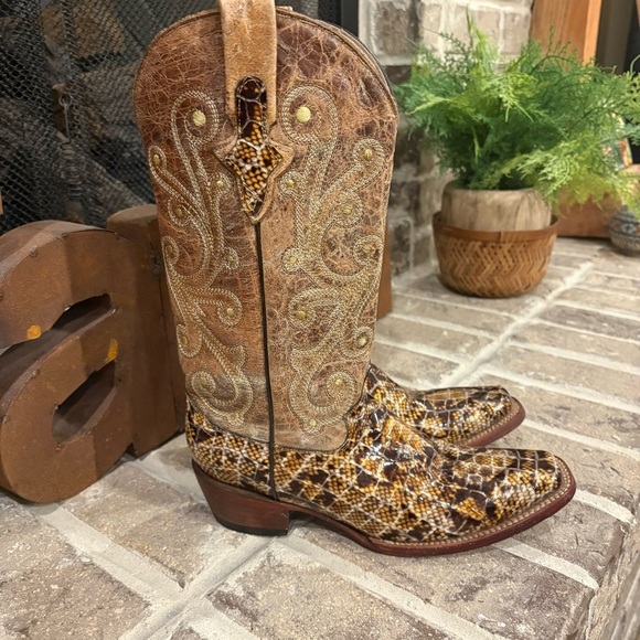 Ferrini Women’s Leather Faux Snakeskin Cowboy Boots Size 7 - Picture 5 of 14